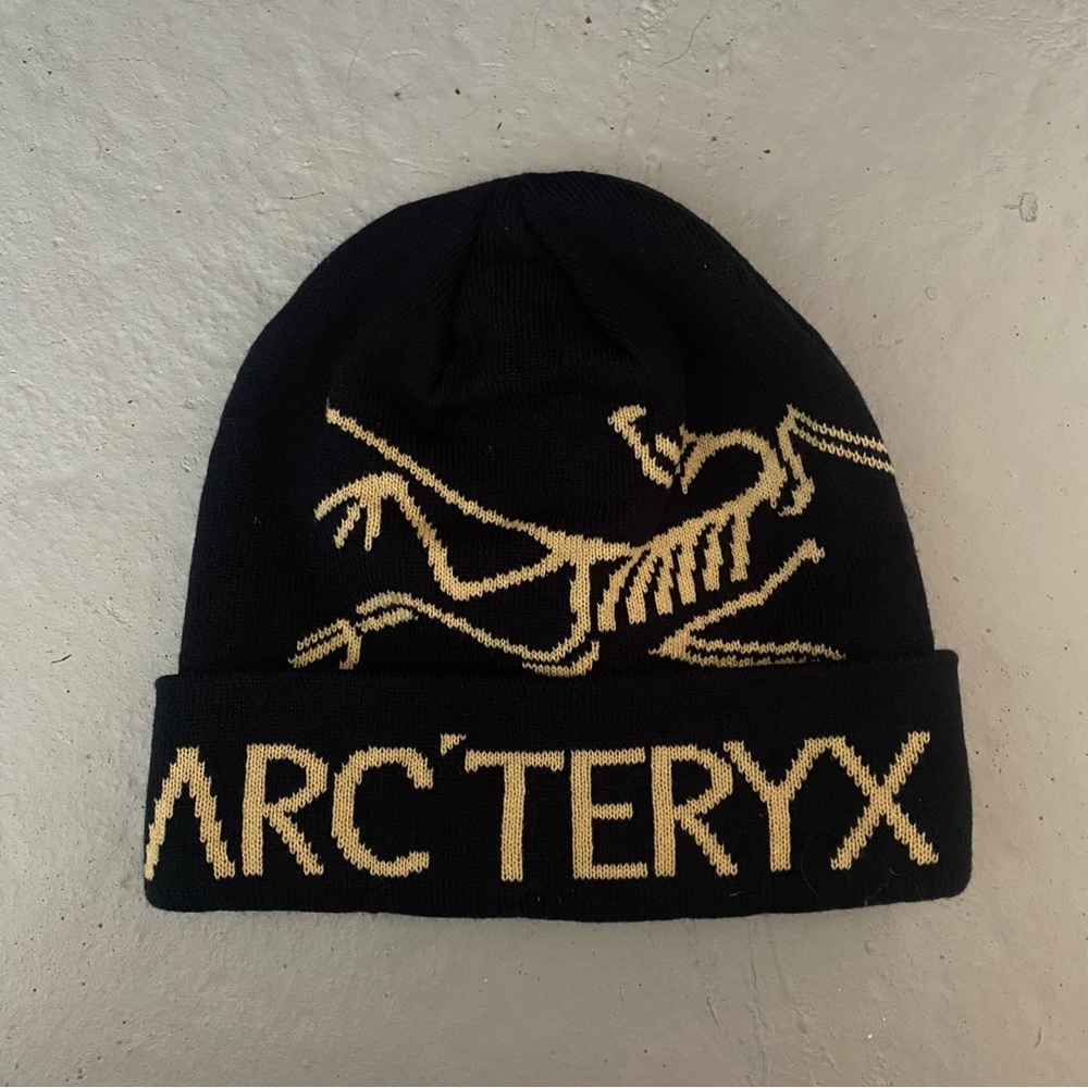 Arc’teryx Navy Blue Bird Head Toque Beanie Hat